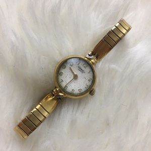 Caravelle ladies vintage dainty cocktail watch